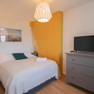 superbe-appart-2-chambres-en-plein-centre.lillehotels.org/