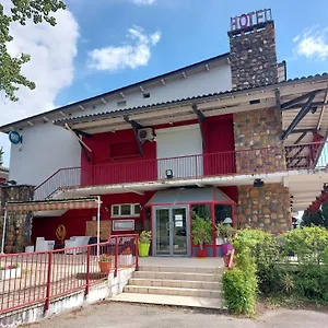** Hotel Logis - Et Restaurant Le Relais Des Garrigues Frankrijk